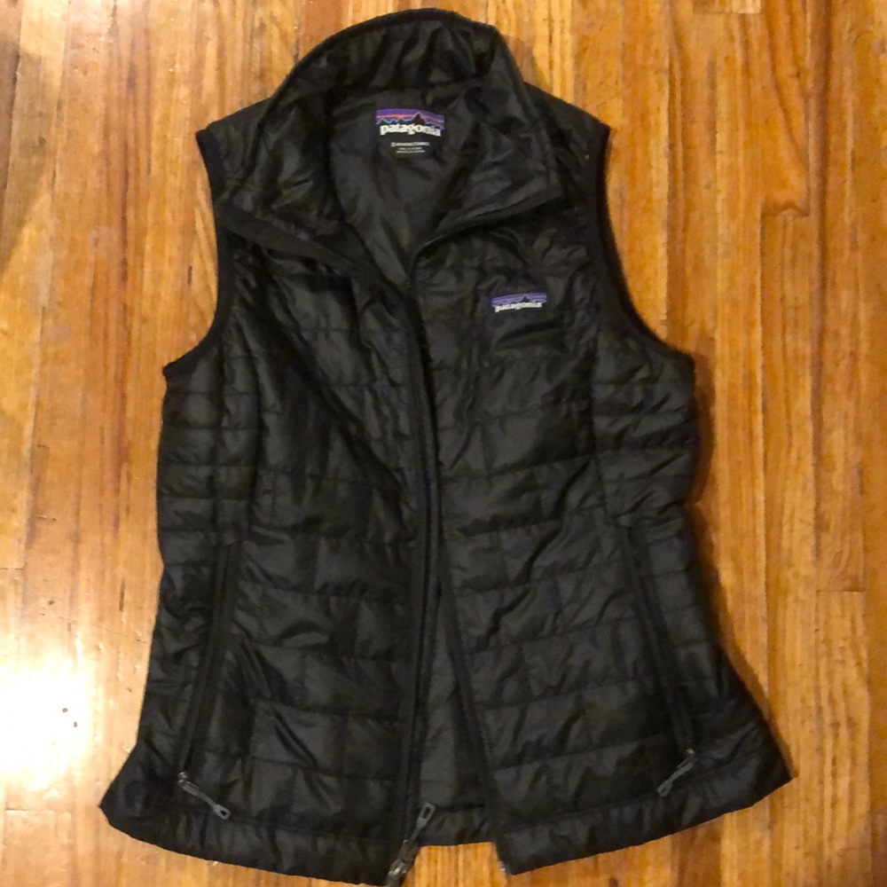 Women’s Patagonia nano vest size small